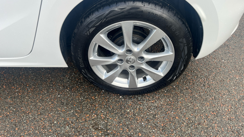 Vauxhall Corsa 1.2 Design 5dr Petrol Hatchback